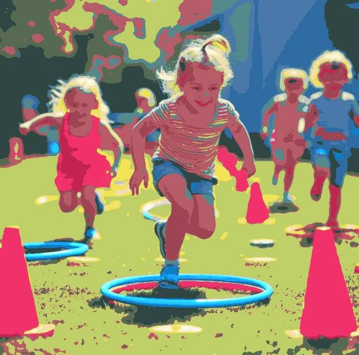 Rádi bychom v Nové Vsi rozběhli od jara Pohybový / sportovní kroužek pro děti mezi 3-10 lety s všestranným zaměřením - běhání, skákání, prolézání atd. Ideálně rozdělené na dvě skupinky dle věku. Našel by se někdo, kdo by se toho rád ujmul, jednou týdně, odpoledne?  Dejte nám vědět, jestli byste do toho šli a zkusíme to společně vymyslet. B. Tobiášková (bohdana.tobiaskova@nova-ves.cz, tel. 606735895)