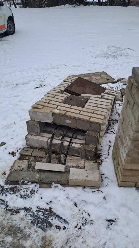 Z důvodu pojistné události, při které byl zničen rozvaděč veřejného osvětlení, je veřejné osvětlení v oblasti ulice U Tunelu dočasně mimo provoz. Na nápravě se intenzivně pracuje, bohužel oprava není možná hned.   Děkujeme za pochopení.