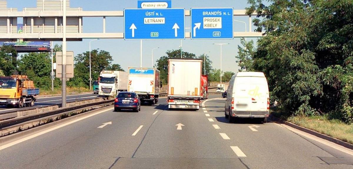 Jestli jsme se před rokem báli, že oprava vinořského kruhového objezdu způsobí vážné dopravní problémy, pak jsme vůbec neměli představivost, co může nějaká oprava dopravně způsobit. Připravuje se rekonstrukce ulice Kbelská – a to teprve bude několikaměsíční dopravní bolehlav. (Pokračovat ve čtení na webu MČ Praha-Vinoř)