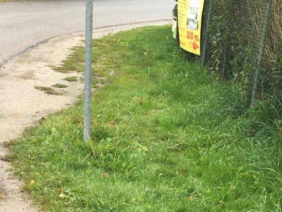 Chodník od lekárne ku ZS.