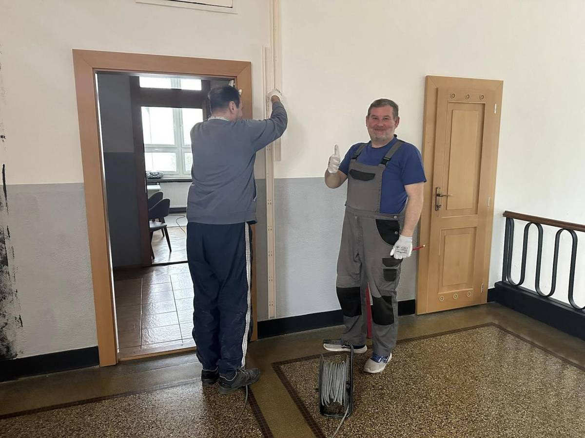 V sobotu, som spoločne s riaditeľom školy PaedDr. Rudolfom Vallom absolvoval kontrolný deň v priestoroch Základnej školy s materskou školou Miroslava Bielika v Župkove.