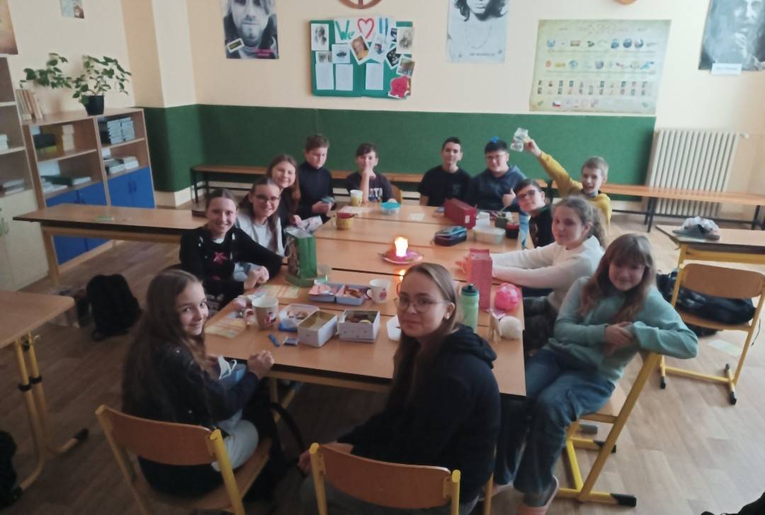 Naše první vánoční besídka na druhém stupni :)