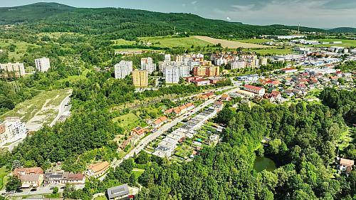 Setkání se uskuteční ve čtvrtek 19. února od 17.00 hodin v restauraci Plevno (Budějovická 178). Tématem diskuze budou záležitosti, které se týkají vašeho bydliště a každodenního života v této části města.