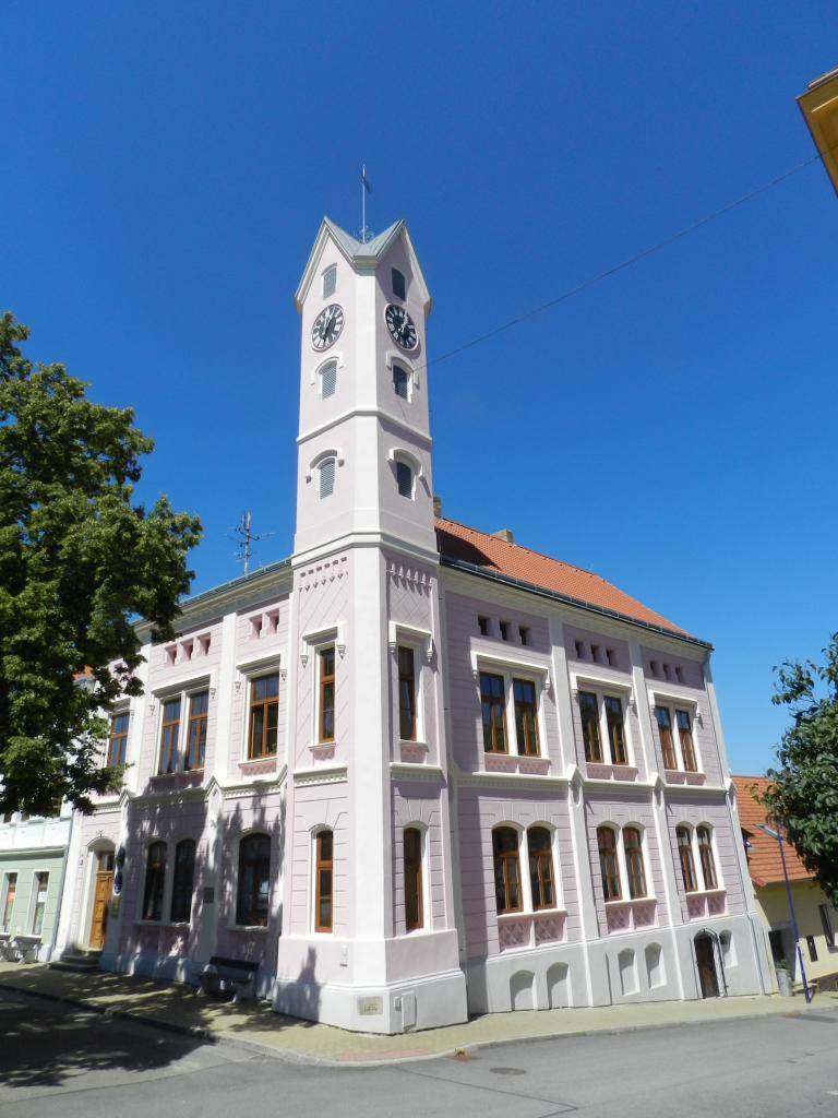 Ve čtvrtek 5.02.2026 bude kancelář městského úřadu od 9:00 do 14:00 hod uzavřena.   Děkujeme za pochopení