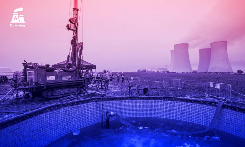 V okolí JE Dukovany probíhá předběžné mapování možností ubytování 🏠 pro pracovníky, kteří se v budoucnu zapojí do výstavby nových jaderných bloků (2029–2038).  Společnost Daewoo Engineering & Construction (Tým Korea) zjišťuje, jaké ubytovací kapacity nebo pozemky jsou v regionu k dispozici. ✔️ 👉 Nejde o výkup, ale pouze o orientační přehled možností dlouhodobého pronájmu. Obce v dotčeném území obdrží nezávazný dotazník 📄, který slouží k přehledovému zmapování situace a dalšímu plánování. Celý proces probíhá ve spolupráci s regionálními partnery a s respektem k místním podmínkám obcí. 🤝