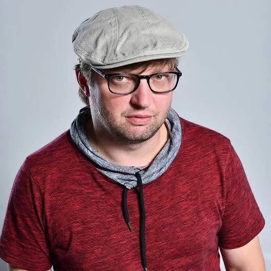 V rámci Klubu mladého diváka se tentokrát v Divadle v Dlouhé objevil i náš absolvent Michal Isteník. Veselé představení se našim studentům líbilo. Děkujeme.