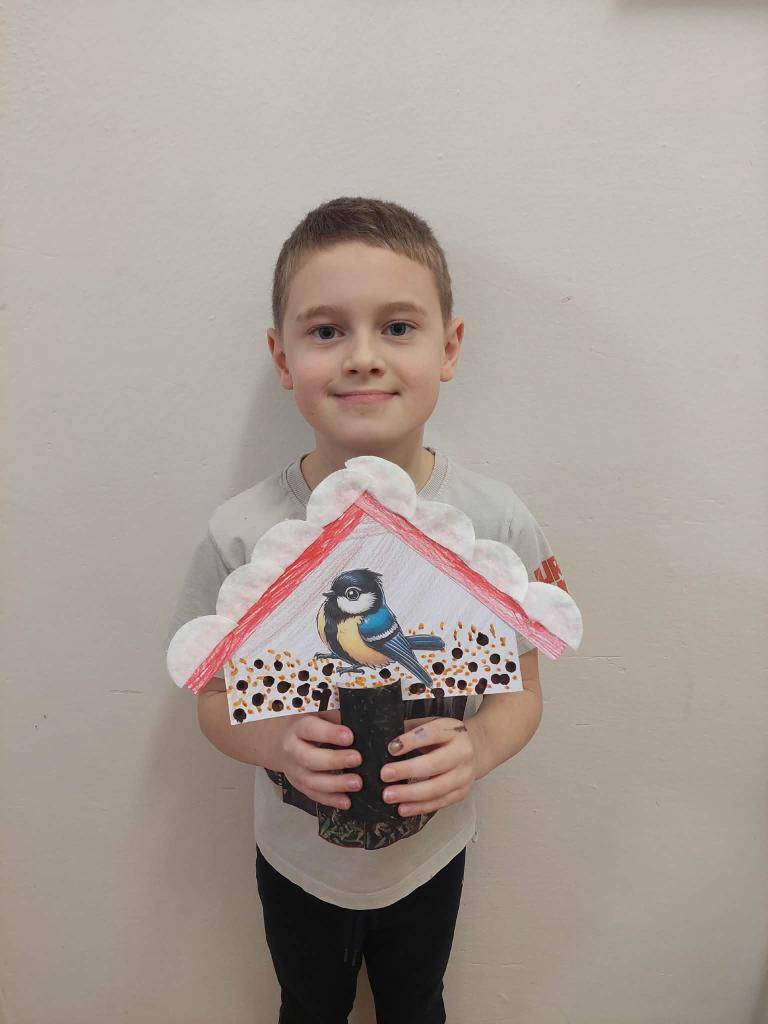 Podívejte se na další výrobky našich šikovných žáků v kroužku.