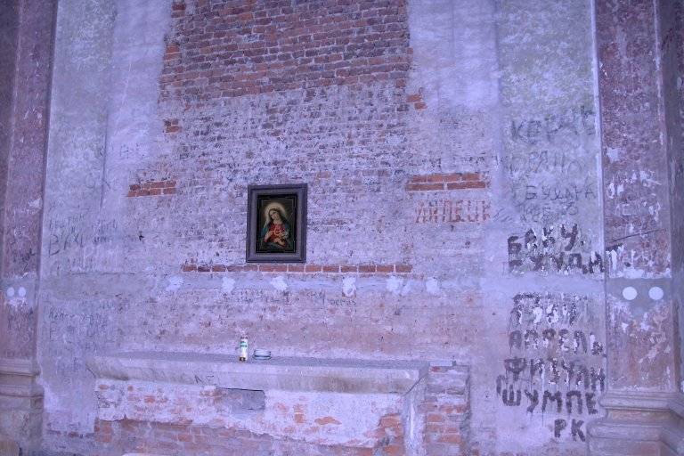 Poutní kostel ve Staré Vodě u Libavé  -  memento dějin 20. století. To je název výstavy fotografií Mgr. Karla Machyla v Senátu Parlamentu ČR, pořádané pod záštitou místopředsedkyně Senátu RNDr. Jitky Seitlové. Vernisáž se uskuteční 17. února 2026 od 17:00 hodin v Předsálí Jednacího sálu ve Valdštejnském paláci.