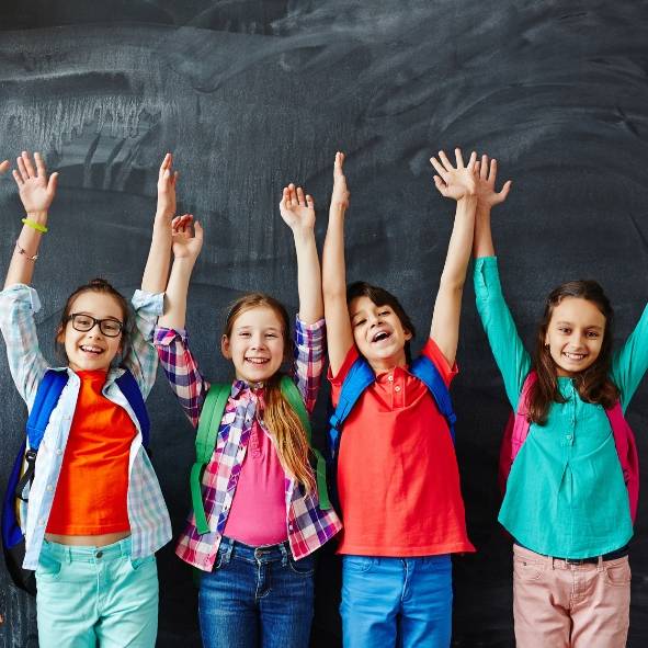 Ředitelka školy vyhlašuje pro žáky MJZŠ Hřebeč ředitelské volno ve dnech: středa 1. 4. 2026, čtvrtek 30. 4. 2026 a čtvrtek 7. 5. 2026.