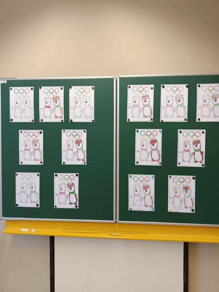 I ve družině lze uskutečnit olympiádu. Děti si to náležitě užily a byly odměněni medailí.