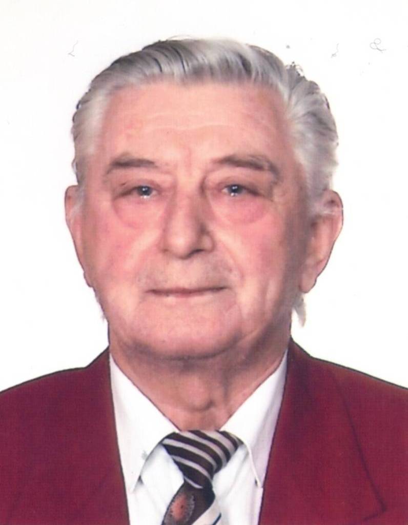 Zemřel v pondělí dne 9. února 2026 ve věku 87 let.  Poslední rozloučení se bude konat ve čtvrtek dne 12. února 2026  ve 14.30 hodin v kostele sv. Václava v Brumově-Bylnici.  Po mši svaté bude uložen na místním hřbitově.