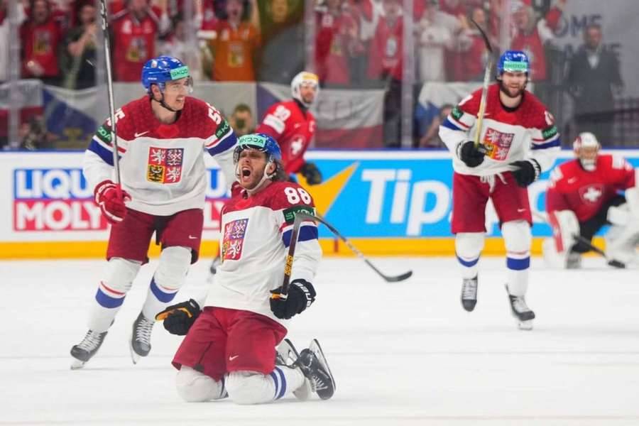 Hokej na plátně v hospodě - čtvrtek + pátek otevřeno od 16:30