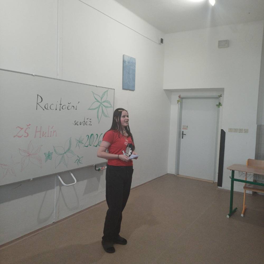 V úterý 10.2. proběhlo na naší škole školní kolo recitační soutěže, do kterého se zapojili žáci druhého stupně. Soutěžící předvedli velmi kvalitní výkony, pečlivou přípravu i osobité pojetí vybraných textů. Porota měla při rozhodování nelehký úkol.