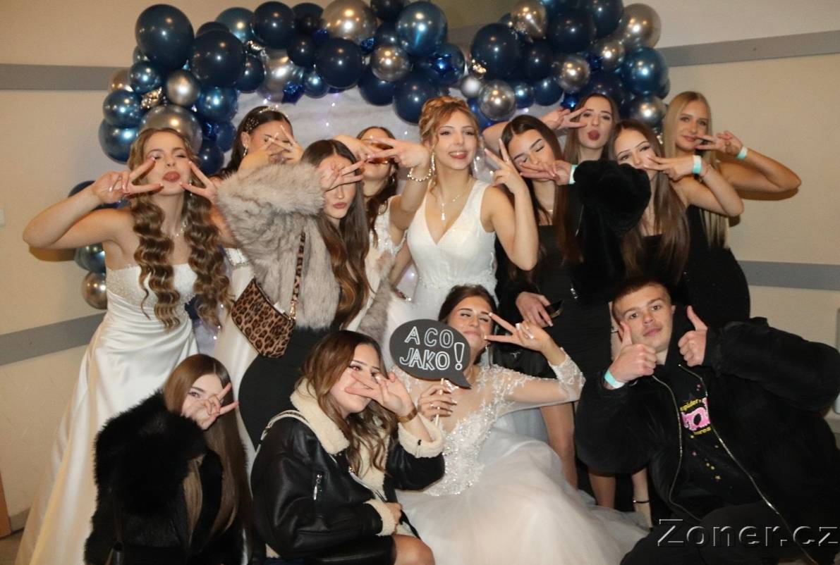 Školní ples ZŠ Tasovice.