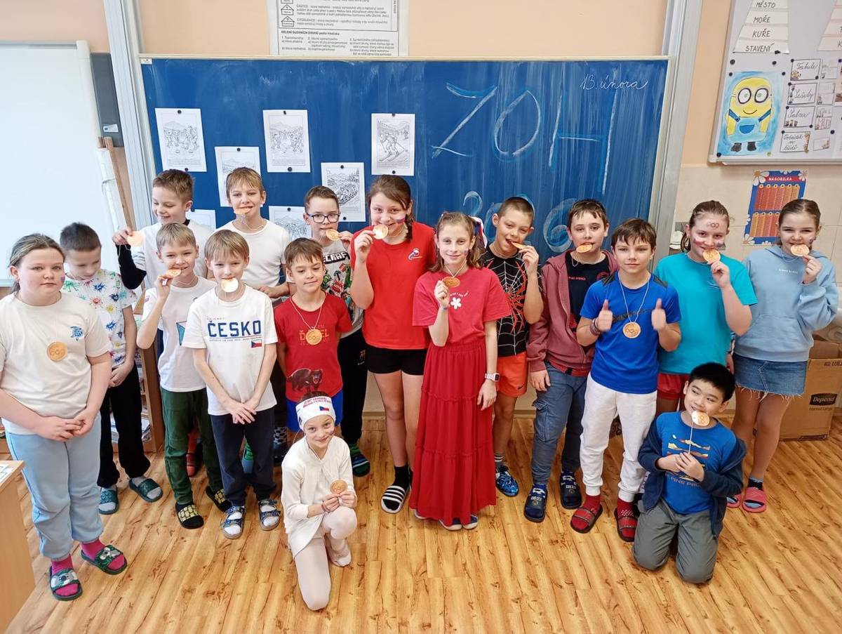 Triatlon, curling, rychlobruslení a hokej, poznávání sportů, čtení, matematika i tvoření v jednom dni