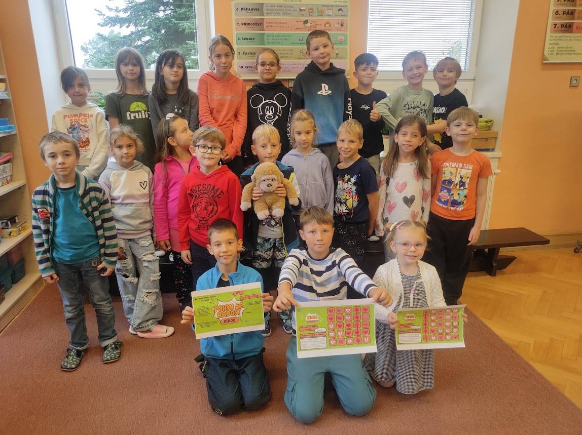 Dnes 26.9.2025 jsme úspěšně ukončili zapojení do projektu Pohyb je radost. Bingo! Společně s žáky jsme se naučili, jak důležité jsou sportovní a odpočinkové chvilky ve vyučování.