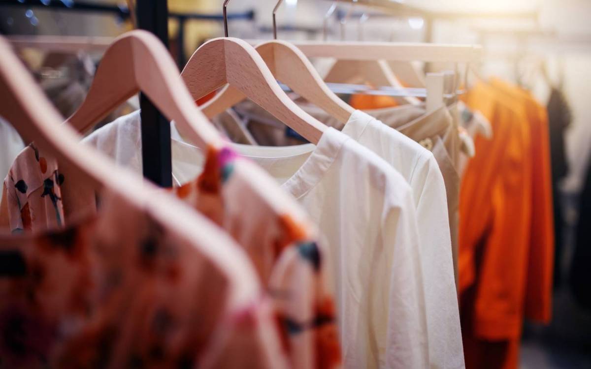 Paní Ivanová z Valašského Meziříčí bude prodávat v pátek 13.2.2026 pánský, dámský a dětstký textil. Prodej se uskuteční od 8:30 do 13:00 hod. na náměstí v Hustopečích nad Bečvou.