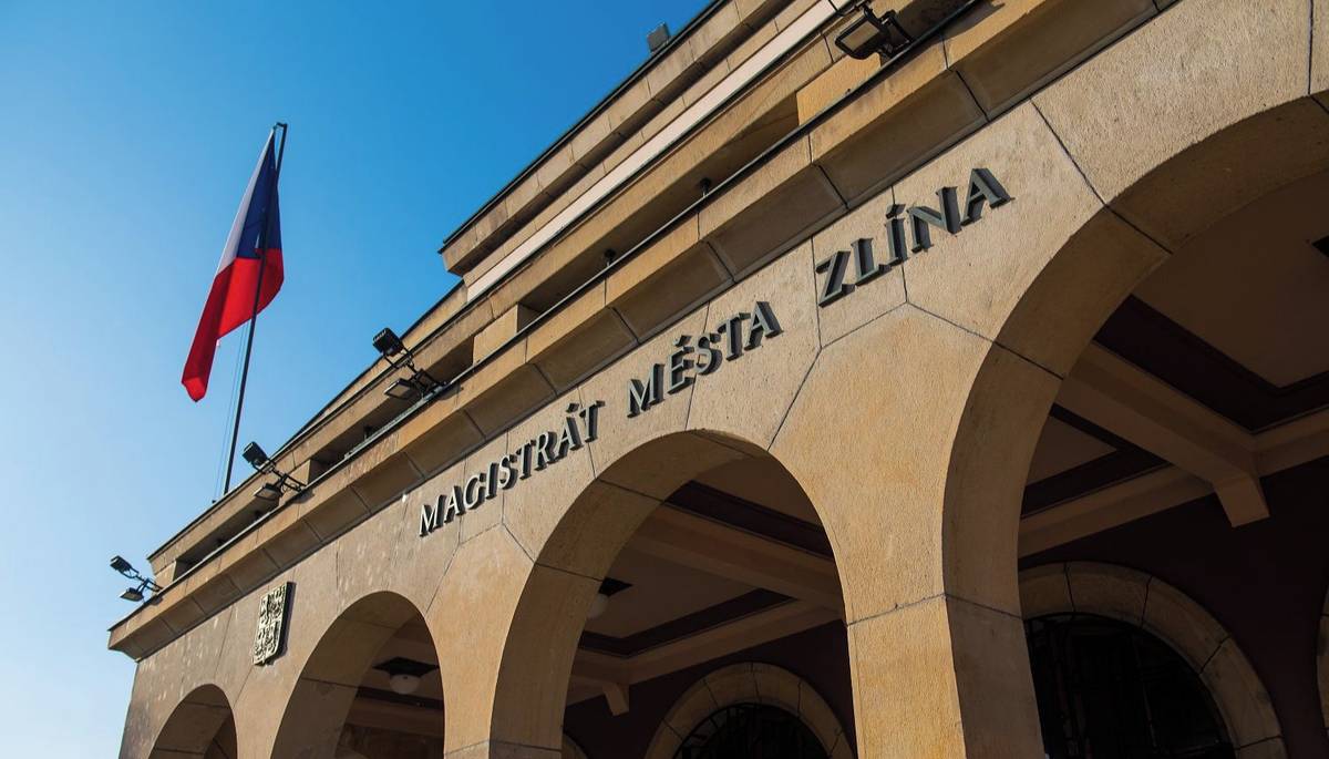 Zlín - Statutární město Zlín, konkrétně Odbor sociálních věcí magistrátu města Zlína byl nařčen z nesprávného a tendenčního postupu zaměstnanců magistrátu při nakládání s majetkem opatrovaných osob. Statutární město se ohrazuje proti tomuto nařčení.