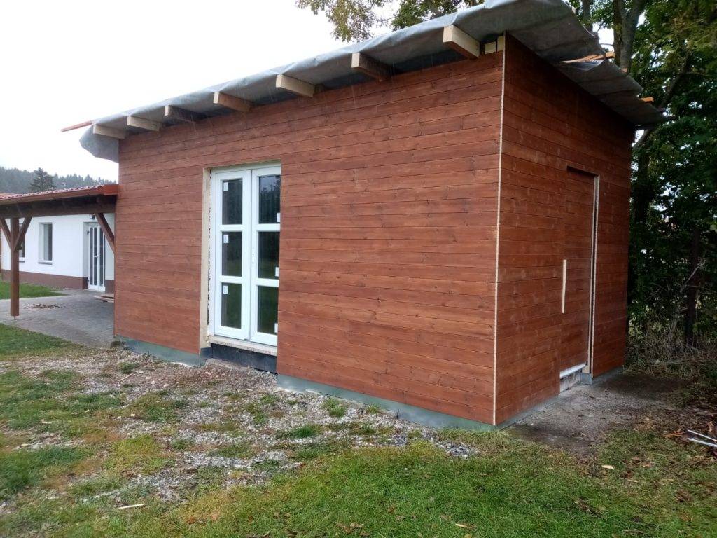 Oprava kabin byla realizována v roce 2020. Z původní stavby zbyla obvodová zeď a konstrukce střechy.