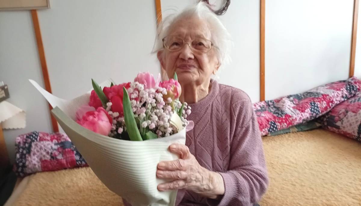 Zlín – Drahomíra Stehlíková, narozená v roce 1922, je třetí nejstarší obyvatelkou Zlína. Své úctyhodné 104. narozeniny oslavila 12. února v kruhu rodiny, která se jí v průběhu let rozrostla o několik prapravnoučat.