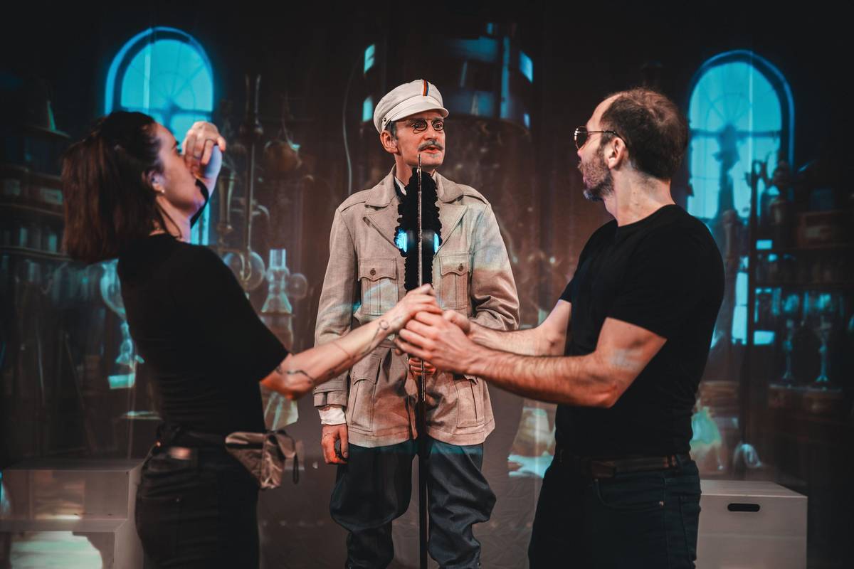 Srdečně vás zveme na historické představení Lovci české minulosti divadla Ypsilon, které se koná ve čtvrtek 26. 2. 2026 od 11:00. Zvýhodněné vstupné činí 250 Kč na osobu. Vstupné je nutné zamluvit na obecním úřadě — osobně, telefonicky na čísle 602 660 324 nebo e-mailem na adrese ou@hovorcovice.cz.