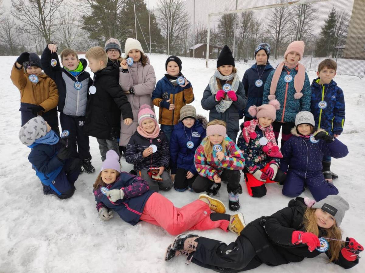 I ve družině lze uskutečnit olympiádu. Děti si to náležitě užily a byly odměněni medailí.