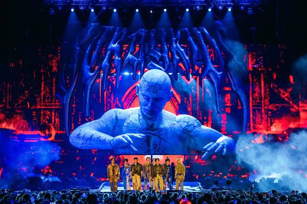 20.02.26 20.00  Filmový koncert z první řady pod pódiem. Přesnější definice pro snímek Stray Kids: The dominATE Experience neexistuje. Jedna z nejslavnějších K-popových skupin současnosti, její fenomenální koncertní vystoupení, unikátní pohled do zákulisí a intimní zpovědi členů skupiny, to vše nabízí tento neopakovatelný film.