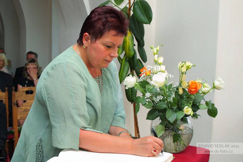 S hlubokým zármutkem jsme přijali zprávu o odchodu vzácné osobnosti, oblíbené lékařky a laskavého člověka paní Miluše Ondráškové. Paní Miluše Ondrášková navždy zůstane v našich srdcích a srdci našeho města. Upřímnou soustrast rodině a všem jejím blízkým.