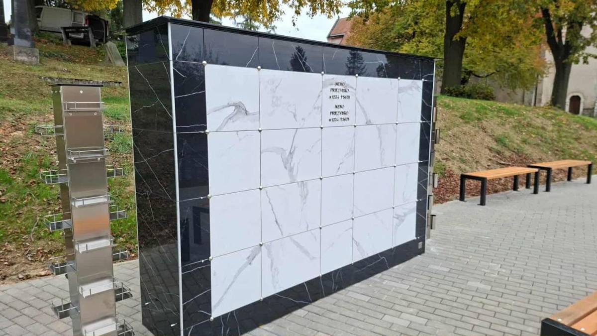 Technické služby mesta Brezová pod Bradlom oznamujú, že kolumbárium je už pripravené do používania aj so službami, ktoré k tomu náležia.