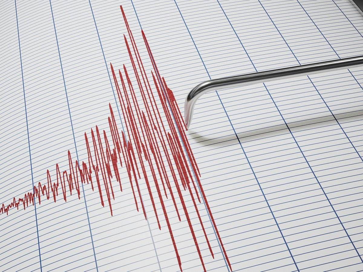 Dňa 21.2.2026 v čase 13:45 hod. pocítili obyvatelia v obci a širšom okolí zemetrasenie s magnitúdou 4,3. Epicentrum sa nachádzalo v hĺbke 10-13 km, približne 2 km od Šamorína.