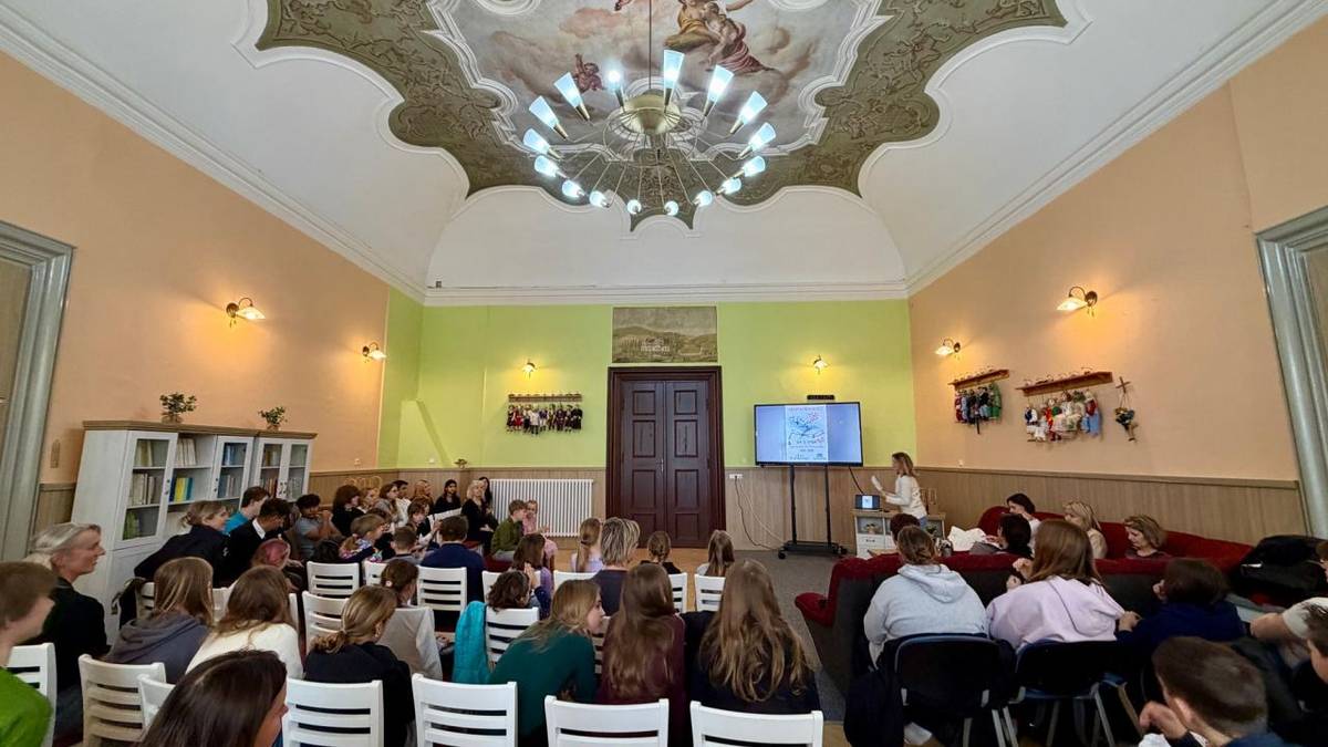 Krásné prostředí přestavlckého zámku hostilo v úterý 24. února další ročník školního kola recitační soutěže.