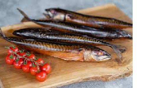 Predajca z Poľska ponúka na predaj ·        zemiaky 15 kg balenie v cene 8 €, cibuľu 10 kg balenie v cene 5 €, jablká 5 kg. balenie v cene 6 € ·        rôzne drobné potraviny – napr. cukríky, keksíky, rezance, granko, vegetu, maslo, syry, ryby ·        a rôzny iný tovar ·        na objednávky ponúka ešte aj suchý chlieb 25 kg balenie v cene 4 € Predáva sa dnes vo štvrtok 26.02.2026 od 10 hod do 13 hod na trhovisku pri OU Makov.