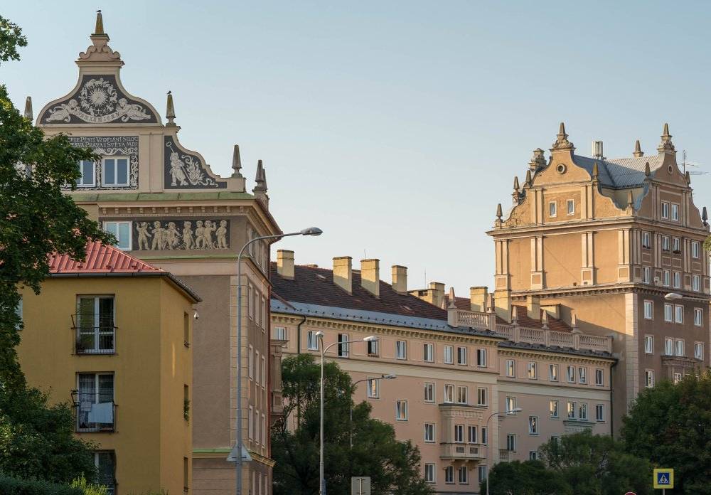 Město vyčlenilo 5,5 milionu Kč na Program na zachování a obnovu kulturních památek a významných staveb. 📅Žádosti je možné podávat od 2. března do 4. května 2026 do 12 h. 🔹Výzva č. 9 – Městské domy & industriální dědictví 💰Dotace 50 000–1 500 000 Kč - podpora pro obytné domy, veřejné budovy i industriální objekty 🔹Výzva č. 10 – Sakrální stavby 💰Dotace 50 000–500 000 Kč - na opravy kostelů a dalších sakrálních objektů ➡️ Více informací zde