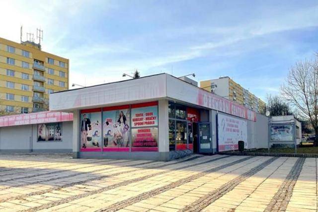 Město Trutnov v loňském roce odkoupilo dům Jiskra na Zelené Louce. Budova nabízí přibližně 800 m² plochy a je ideální pro volnočasové aktivity a setkávání. Než začne plánování rekonstrukce, radnice zjišťuje, co by občané v domě nejvíc uvítali. Veřejnost se může do průzkumu zapojit od 2. do 15. března 2026.                               Číst dál...