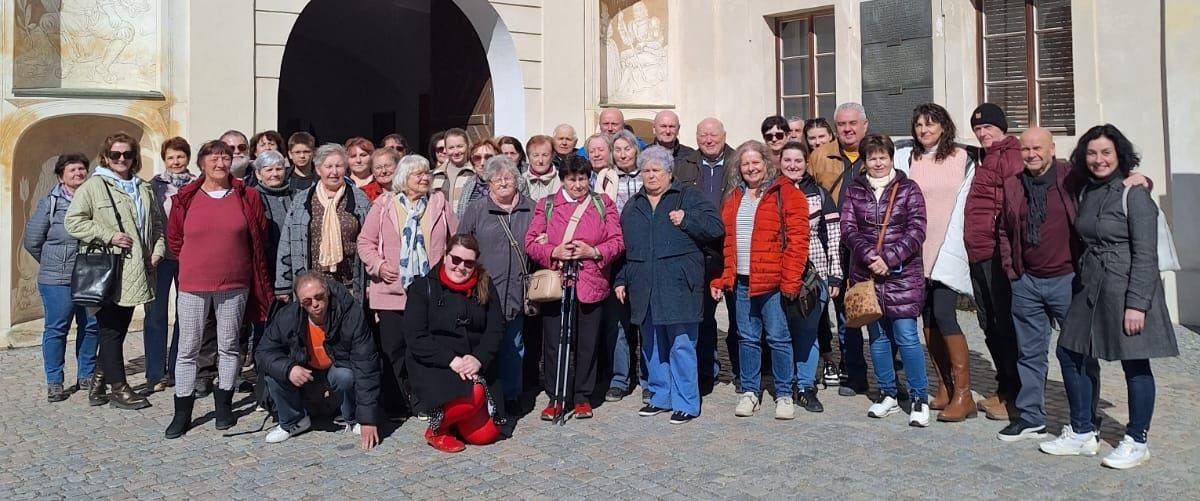 Níže zveřejňujeme osobní prohlášení organizátorky lhoteckých přednášek a výletů slečny Veroniky Fejtové. Děkujeme za dosavadní za její dosavadní práci a aktivitu, za Vaši podporu a věříme, že jde pouze o dočasnou pauzu – až nastane čas, tradice bude moci znovu pokračovat.