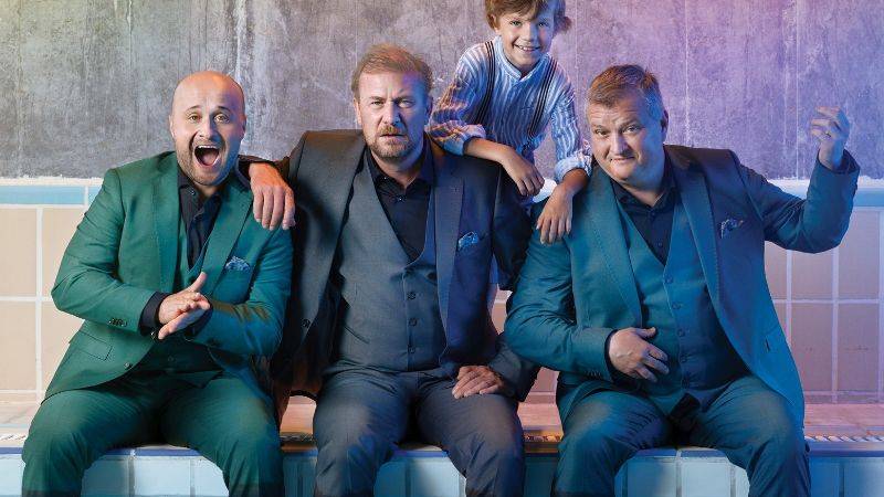 Tri týždne v kúpeľoch a traja priatelia, z ktorých sa počas nich stávajú Šviháci. Tak sa totiž volá kapela, s ktorou pravidelne spríjemňujú pobyt hosťom vo vyhlásených piešťanských termálnych kúpeľoch.