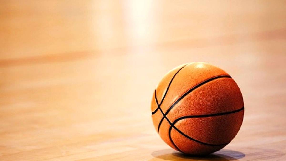 Tělovýchovná jednota Přeštice, oddíl basketbalu, zve všechny fanoušky a sportovní příznivce na finále krajského poháru mužů, které se uskuteční v sobotu 28. února od 18:00 hodin v přeštické sportovní hale. Na domácí palubovce nastoupí BK Přeštice, kteří se ve finálovém souboji utkají s týmem Slavoj Plzeň. Čeká nás napínavý duel o krajskou trofej, nasazení až do poslední minuty a atmosféra, kterou dokáže vytvořit jen plná hala domácích fanoušků.   Přijďte podpořit přeštický basketbal a buďte u toho, když se bude rozhodovat o vítězi krajského poháru. Vaše podpora z tribuny může být rozhodujícím faktorem.   Těšíme se na vás! 🏀