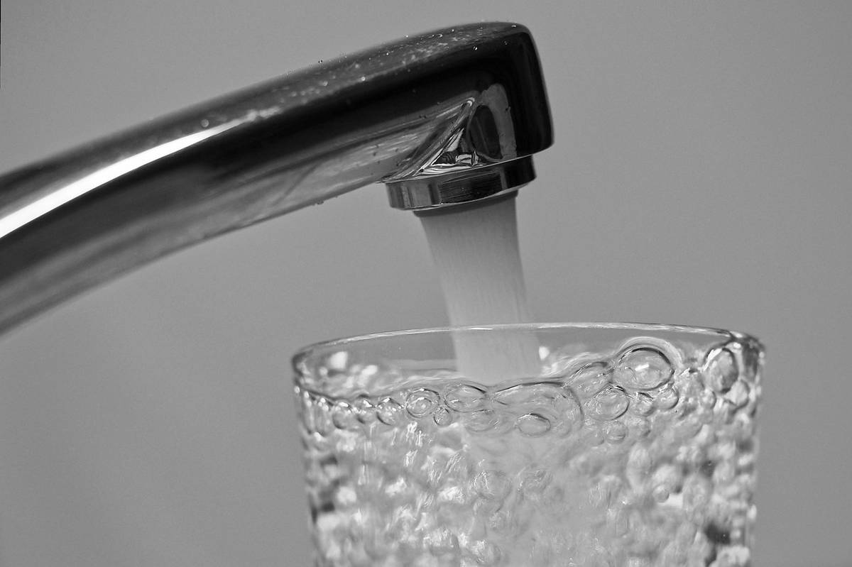 Dobrý den, oznamujeme vám zahájení havarijního přerušení dodávky pitné vody v obci Benešov, lokalita Jiřího Franka, čp. 1731, 1732 a 1733 dne 27.02.2026 od 07:30. Předpokládané trvání odstávky: 6 hodin. VHS Benešov