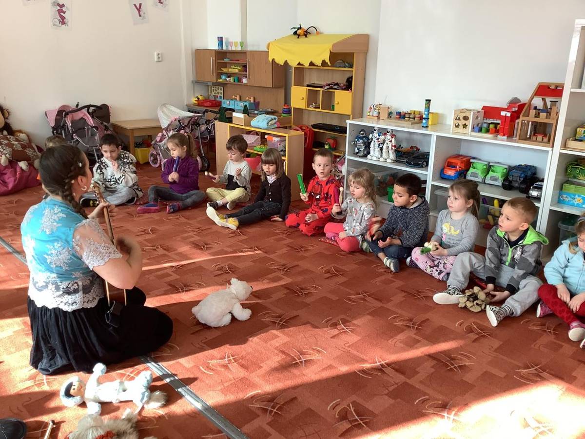 ….tentokrát s interaktivním programem Eskymácká pohádka.