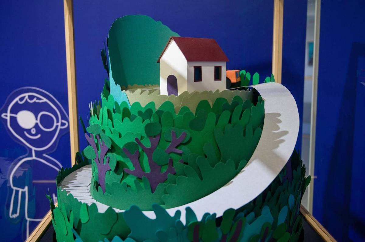 Mestská knižnica Piešťany pozýva verejnosť na vernisáž výstavy venovanej animovanému filmu Bobo, ktorý citlivo rozpráva príbeh chlapca so slabším zrakom túžiaceho po obyčajných okuliaroch.