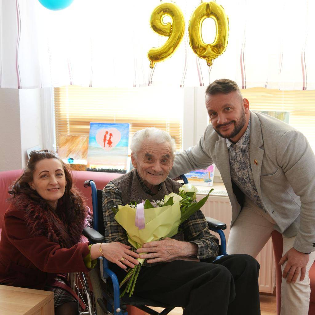 Mesto Poltár nezabúda na svojich najstarších obyvateľov ani vo februári. Primátor mesta Peter Sitor pokračuje v peknej tradícii a osobne navštívil jubilantov, ktorí v tomto mesiaci oslavovali svoje významné životné míľniky.