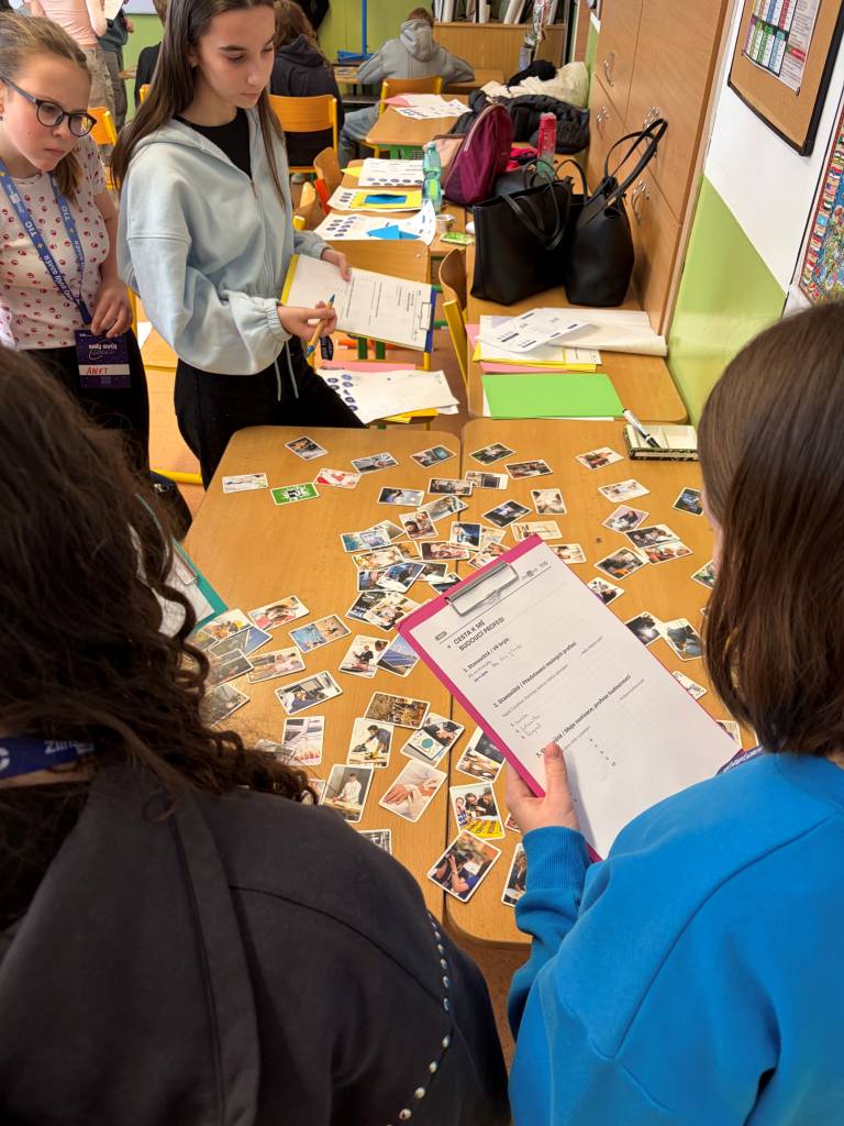 Projektový den „Měj svůj směr“, který proběhl ve dnech 16. a 17.2. byl určen pro žáky 8. ročníku a zaměřil se na podporu sebepoznání a první kroky při volbě budoucího povolání. Cílem bylo pomoci žákům lépe porozumět svým schopnostem, zájmům i osobním předpokladům.