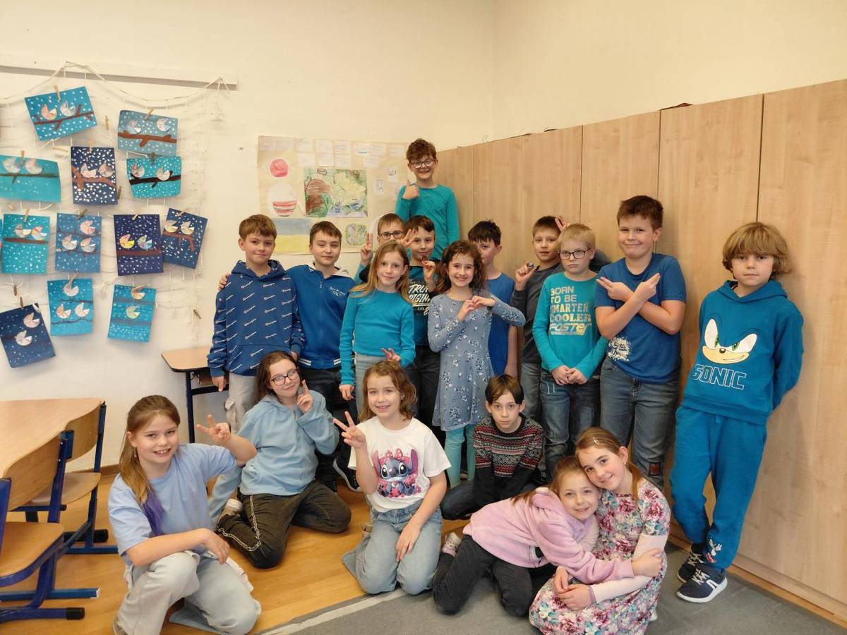 Týden před jarními prázdninami se nesl v duchu pestrých barev, které nám každý den rozzářily náladu i celou družinu.