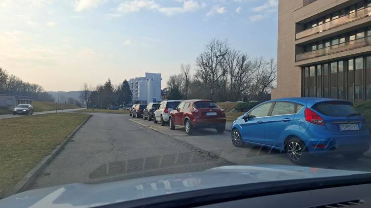 Mesto Piešťany informuje obyvateľov, že autobusová zastávka NÚRCH zostáva naďalej neobsluhovaná až do odvolania, v súlade s oznámením dopravcu ARRIVA (plagát je priložený nižšie).