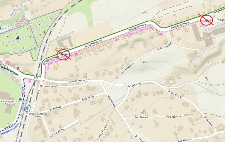 Upozorňujeme, že v době od 10. března do 13. března nebudou autobusy MHD zastavovat v zastávkách  Hranice,,Jungmannova a Hranice - Domov seniorů. Cestující mohou využít zastávku Hranice -žel. st. město, která bude sloužit jako náhradní zastávka. Důvodem je budování přípojek k připravovanému stacionáři v Jungmannově ulici. Omlouváme se za případné komplikace a děkujeme za pochopení.