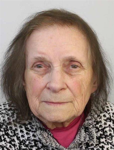 Mnohokrát všem děkujeme za spolupráci, paní byla vypátrána - naživu.   Ještě jednou všem děkujeme a přejeme hezký zbytek dne.