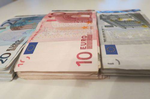 Toto zisťovanie sa uskutočňuje vo všetkých krajinách Európskej únie. Na Slovensku ho v takmer 700 vybraných samosprávach, medzi ktorými je aj Trenčín, realizuje Štatistický úrad SR. Do zisťovania je zaradených viac ako 8 tisíc domácností. Cieľom je poskytovať pravidelné podrobné informácie o príjmoch, úrovni a štruktúre chudoby a sociálnom vylúčení domácností na Slovensku. Údaje, ktoré oslovené domácnosti vyplnia, [...]Čítať viac...