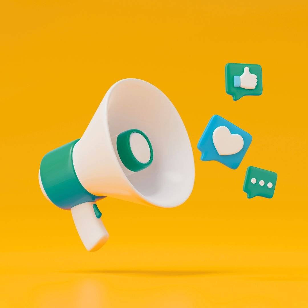 Uverejňujeme krátke správy, ktoré sú vyhlasované v mestskom rozhlase v 10. týždni. Milí obyvatelia, odteraz nájdete všetky oznamy z mestského rozhlasu aj v aplikácii MUNIPOLIS. Mesto Prievidza spustilo moderný mobilný rozhlas, vďaka ktorému vám dôležité informácie prídu priamo do mobilu alebo e-mailu. Služba je bezplatná a prihlásenie je jednoduché online. Viac informácií nájdete na webovej stránke mesta Prievidza. Stredoslovenská energetika – Distribúcia a.s. upozorňuje na prerušenie distribúcie elektriny na časti odberných miest dotknutých ulíc z dôvodu plánovaných prác:  dňa 11.03.2026 v čase 6:30 do 20:30 na ulici Letisková, Piesočná, Riečna.  Informácie o konkrétnych odberných miestach, ktorých sa prerušenie týka, a o všetkých výpadkoch elektrickej energie nájdete v príslušnej sekcii na webovej stránke mesta Prievidza. Oznamujeme obyvateľom rodinných domov, že po zimnej prestávke je opäť zabezpečovaný zber biologicky rozložiteľného odpadu (BRO), ukladaného do 120-litrových hnedých nádob. V priebehu marca bude zároveň prebiehať čipovanie nádob na BRO z dôvodu ich evidencie, preto žiadame obyvateľov, aby svoje nádoby na BRO sprístupnili. Zároveň prebieha jarné rozmiestňovanie veľkoobjemových kontajnerov postupne vo všetkých častiach mesta. Upozorňujeme obyvateľov, že ukladanie odpadu mimo určeného termínu zberu a určených stanovíšť je v zmysle zákona zakázané a hrozí zaň pokuta. Podrobný rozpis stanovíšť a termínov je zverejnený na webovej stránke mesta Prievidza. Slovenská numizmatická spoločnosť, pobočka Prievidza vás pozýva na stretnutie zberateľov všetkých odborov. Stretnutie sa uskutoční v nedeľu 8. marca 2026 v čase od 7:00 do 11:00 v jedálni č. 2 na bývalom učilišti na Ulici M. Falešníka. Bližšie informácie získate na telefónnom čísle 0907 575 750. Kultúrne a spoločenské stredisko v Prievidzi vás pozýva na výstavu Reinterpretácie z tvorby Jozefíny Kesselyovej-Krnáčovej. Autorka sa tak symbolicky vracia do regiónu Hornej Nitry, kde začínala svoju umeleckú i pedagogickú dráhu. Výstava ponúkne prierez jej tvorbou. Súčasťou výstavy sú aj dokumentačné bannery. Výstavu si môžete pozrieť v Galérii Imricha Vysočana do 14. marca 2026. Zároveň vám dávame do pozornosti divadelné predstavenie Na poslední chvíli! Anglický humor, dvojitý život londýnskeho taxikára a poriadny zmätok – to všetko prináša komédia z cyklu Klenoty českej komédie. Podujatie sa uskutoční 15. marca 2026 o 19:00 v Dome kultúry Prievidza. Vstupné je 28,00 €. Vstupenky zakúpite v predpredaji v pokladni Domu kultúry alebo na www.kasspd.sk. Rovnako si nenechajte si ujsť divadelné predstavenie Radošinského naivného divadla – Tvár z bilbordu. Hlavnou témou hry je sila marketingu a povrchnosť spoločnosti, ktorá sa rozhodne dať priestor prázdnym, mediálne vyrobeným tváram, zatiaľ čo skutočné ľudské hodnoty zostávajú v úzadí. Podujatie sa uskutoční 16. marca 2026 o 16:30 a 19:30 v Dome kultúry Prievidza. Vstupné je 28,00 €, vstupenky zakúpite v pokladni Domu kultúry Prievidza alebo online na www.kasspd.sk. Prajeme pekný zvyšok dňa!