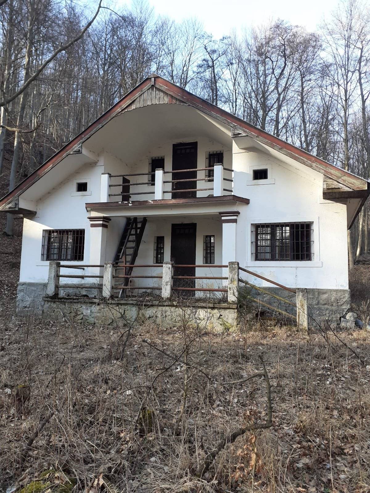 V pondelok 2.3.2026 absolvovali členovia Klubu dôchodcov Motešice krátky turistický výlet na Kiškovu chatu. Počasie bolo v ten deň nádherné, slniečko svietilo a nič nebránilo tomu, aby sa výlet uskutočnil. Ďakujeme zúčastneným. A aby sme neboli len pri slovách, foto si môžete pozrieť v prílohe.