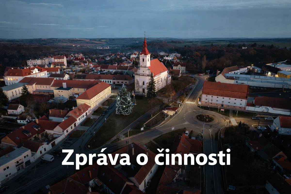 Zpráva o činnosti   -            Zima nám všem letos dala zabrat, sice nenapadlo mnoho sněhu, ale náledí bylo několik týdnů. Ano, zima byla letos taková, jakou pamatujeme před lety. Omlouvám se, pokud jsme nebyli někde dle individuálních představ, ale dělali jsme, co bylo  v našich silách. -            AGRO JEVIŠOVICE i my jsme letos spotřebovali rekordní množství posypového materiálu -            Ples města byl opět uspořádán v Komeniu s kapelou THE ONLY WAY. A byl opět skvělý!! -            Spolu s Fotbalem Jevišovice Mikulovice již připravujeme nový ročník fotbalového turnaje, -            Proběhla reklamace prací na Komeniu a byly odstraněny drobné opravy. -            Senioři uspořádali výstavu o historii Jevišovic – na výstavě jste mohli vidět mnoho fotografií, artefaktů z minulosti Jevišovic a jejich občanů. Výstavu navštívilo více než 350 občanů. -            SDH Jevišovice se připravují na své oslavy 150 let fungování. -            Zásahová jednotka SDH se připravuje na přijetí nového vozidla TATRA. -            Na hřišti s umělým povrchem nám opět probíhají fotbalové bitvy. -            V Komeniu vystoupili tanečníci 😊 -            Podali jsme žádost o podporu na výstavbu bytů a nebytových prostor pro lékaře. -            Proběhlo setkání s FCC týkající se nakládání odpadů v roce 2026. -            Připravujeme kulturní akce na rok 2026, opět zde bude něco pro každého z nás. -            Také jsme hostili Stříbrný ples Znojemského Podhorácka, kde mj. zatančila naše chasa v našich krojích.   V přípravě máme také několik projektů, ale tom někdy jindy. Přeji krásný den   PM
